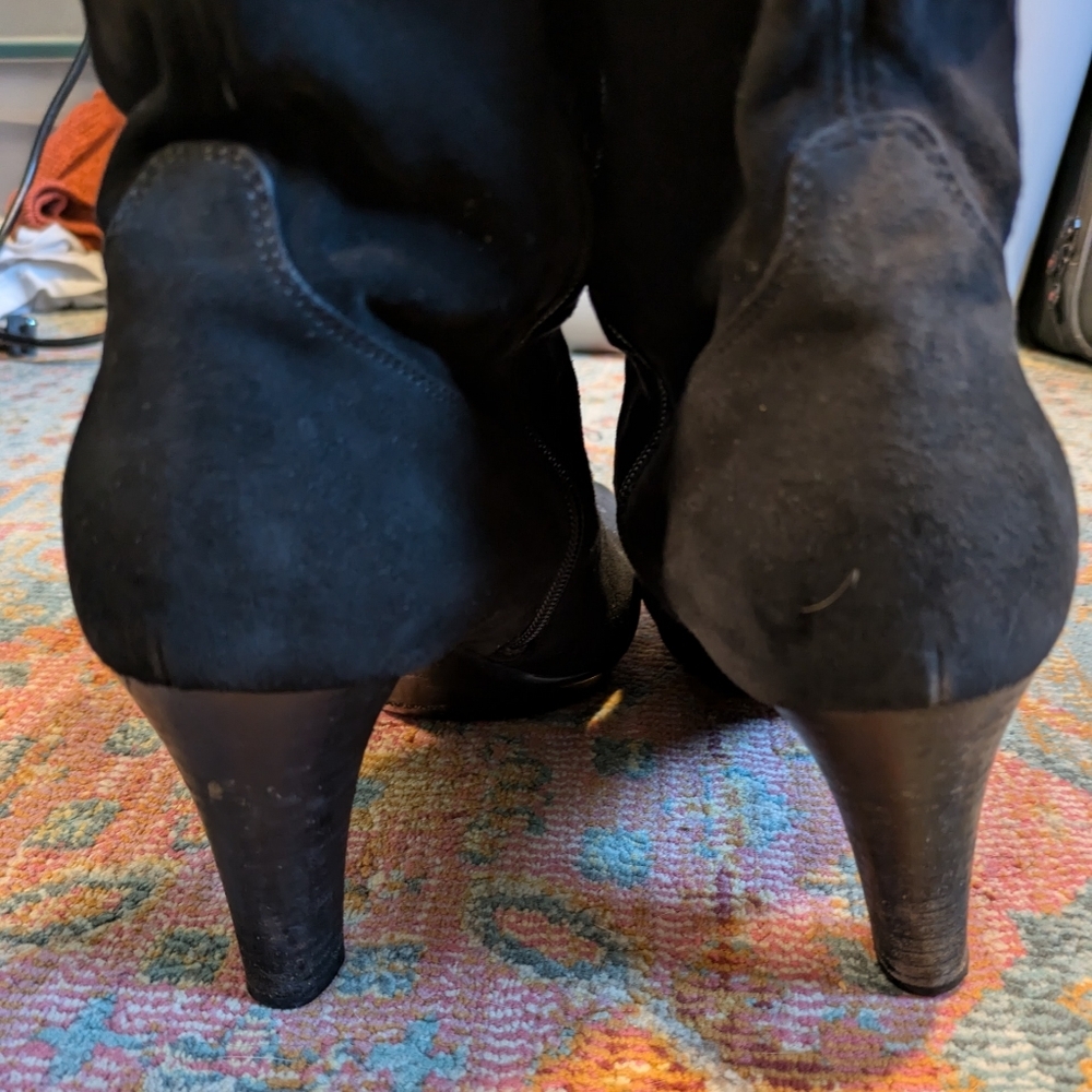 Aquatalia Black Suede Knee High Boot Size 10.5 - Picture 4 of 7